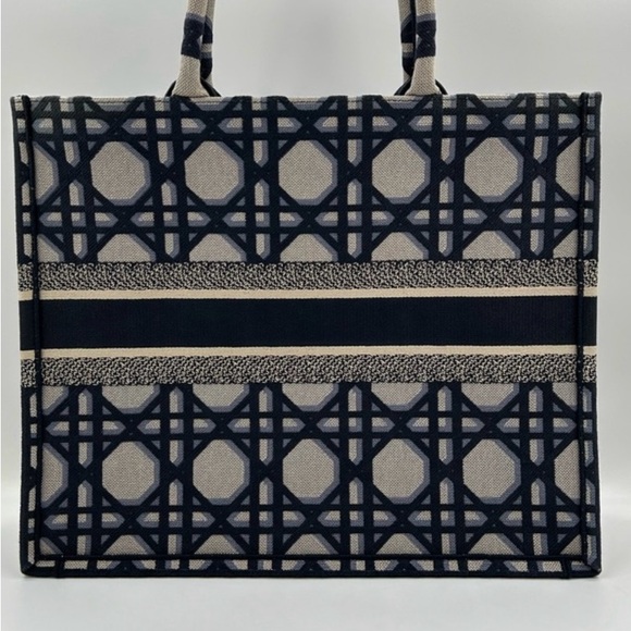 Dior Embroidered Macrocannage Large Book Tote Like New Condition - Picture 5 of 13